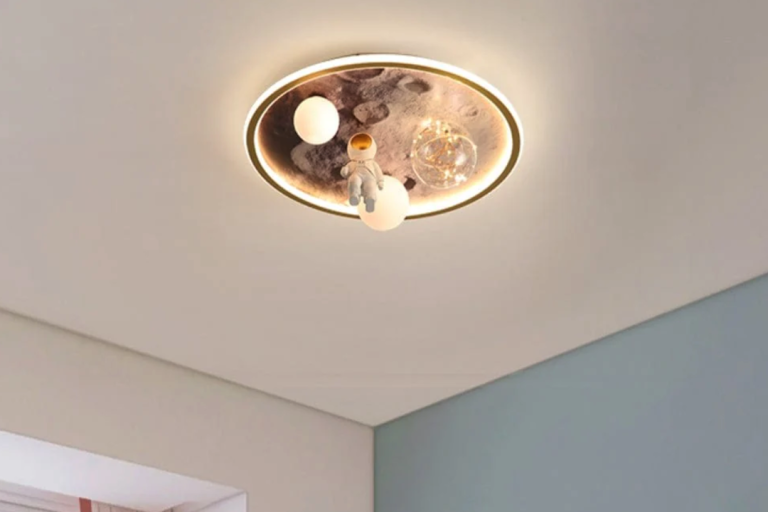 Luz de techo de astronauta impresa en 3D